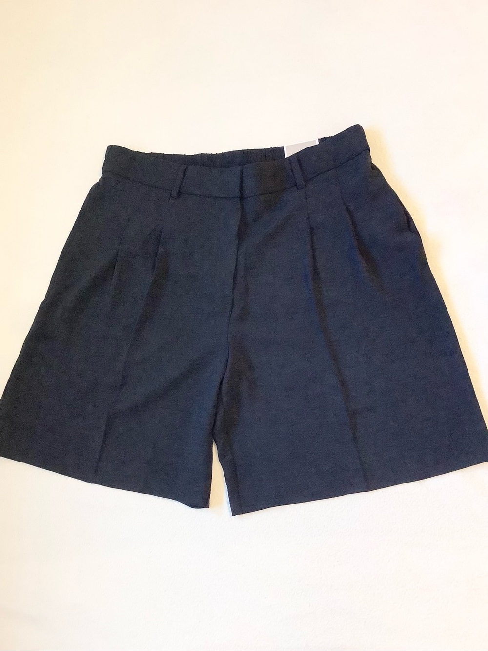 NEW Autres Filles Women's Black Pleated High-Waist Bermuda Shorts Vacation Sz.XL